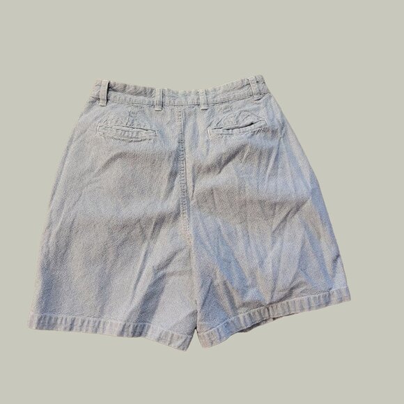 Gloria Vanderbilt Womens Shorts  Size 10  Khaki Light Blue Striped Pleated Front - Picture 2 of 3